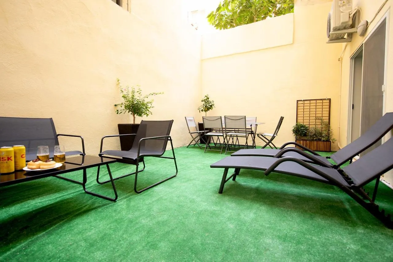 Modern Seafront 3Bedrooms With Spacious Yard Jlin1-1 Sliema