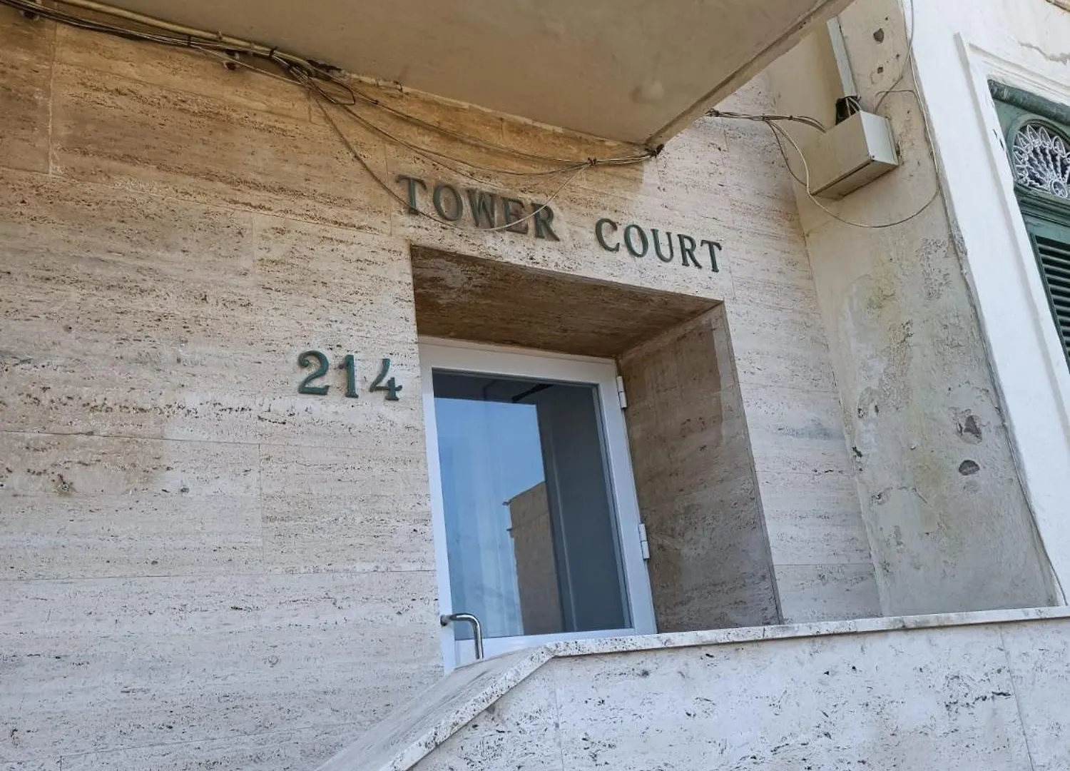 Apartment Modern Seafront 3Bedrooms With Spacious Yard Jlin1-1 Sliema