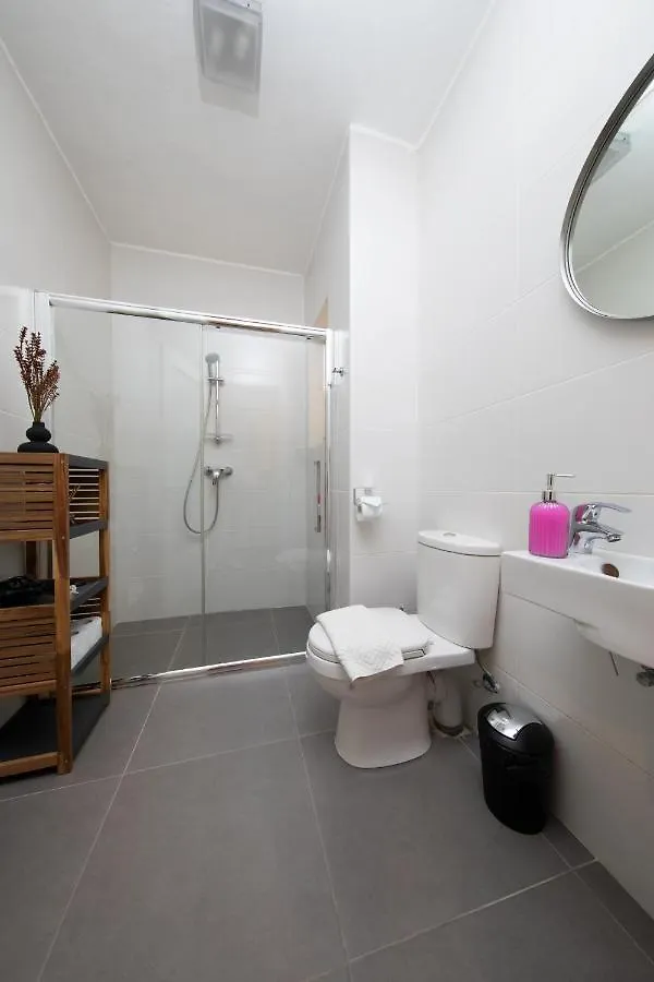 Apartamento Modern Seafront 3Bedrooms With Spacious Yard Jlin1-1 Sliema