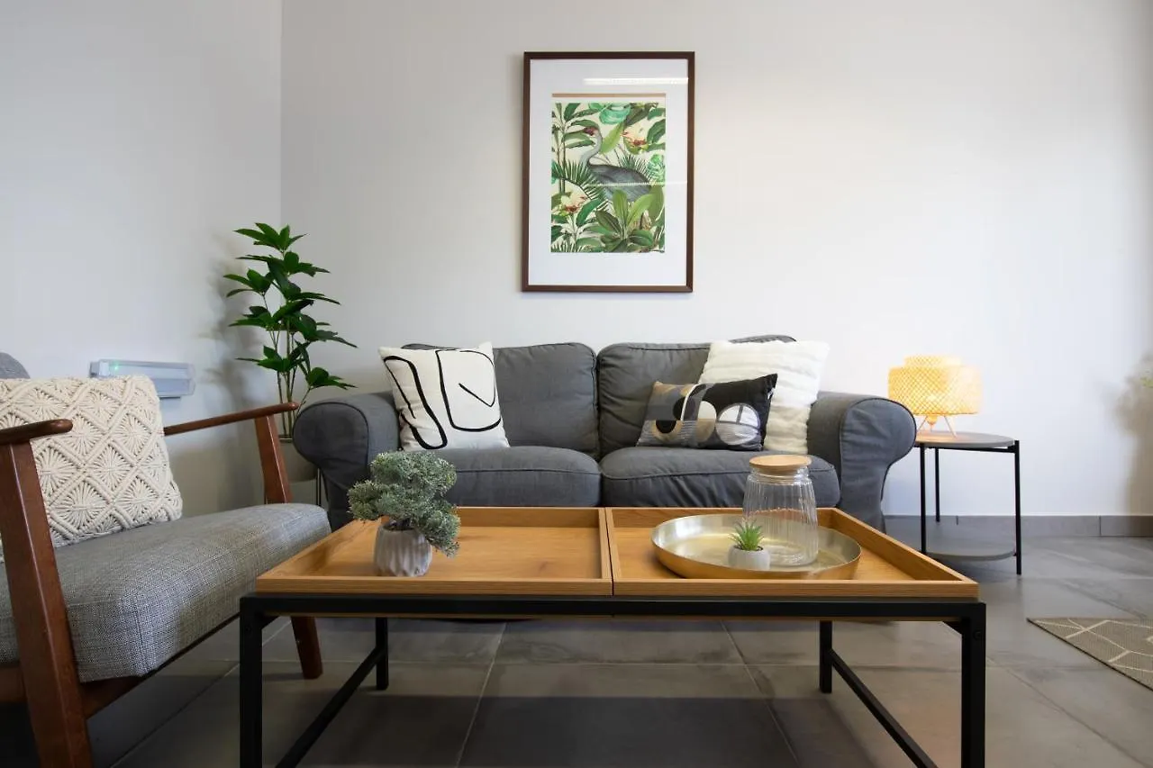 Apartamento Modern Seafront 3Bedrooms With Spacious Yard Jlin1-1 Sliema Malta